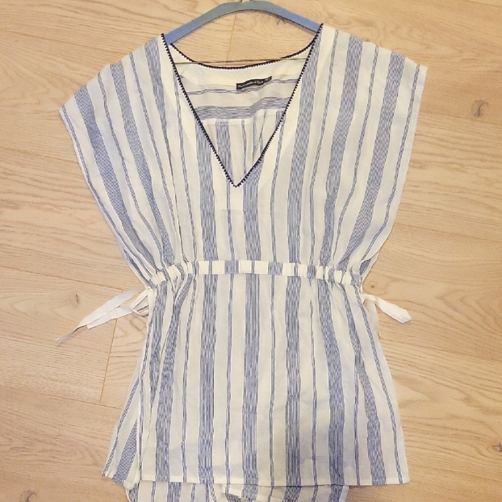 Abercrombie And Fitch Bathing Suit Cover Xs/s